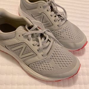New Balance womens comfort ride 520 8.5